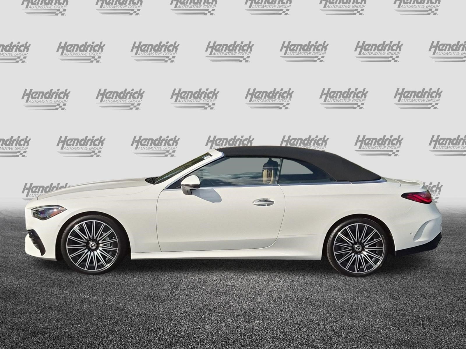 Used 2026 Mercedes-Benz CLE 450 4MATIC Cabriolet image 7