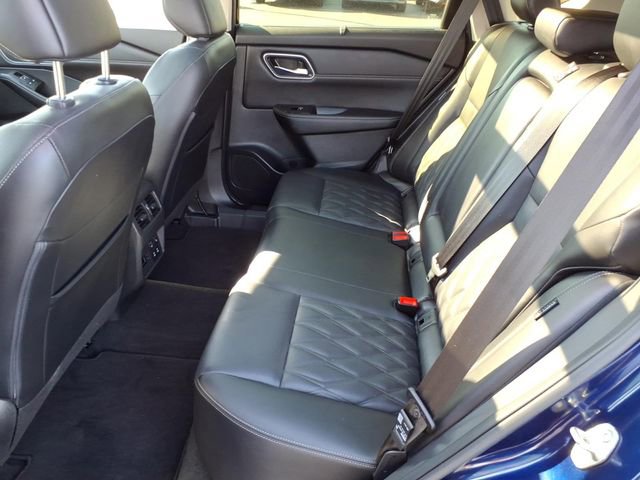 Certified 2024 Nissan Rogue Platinum w/ Platinum Premium Package image 15