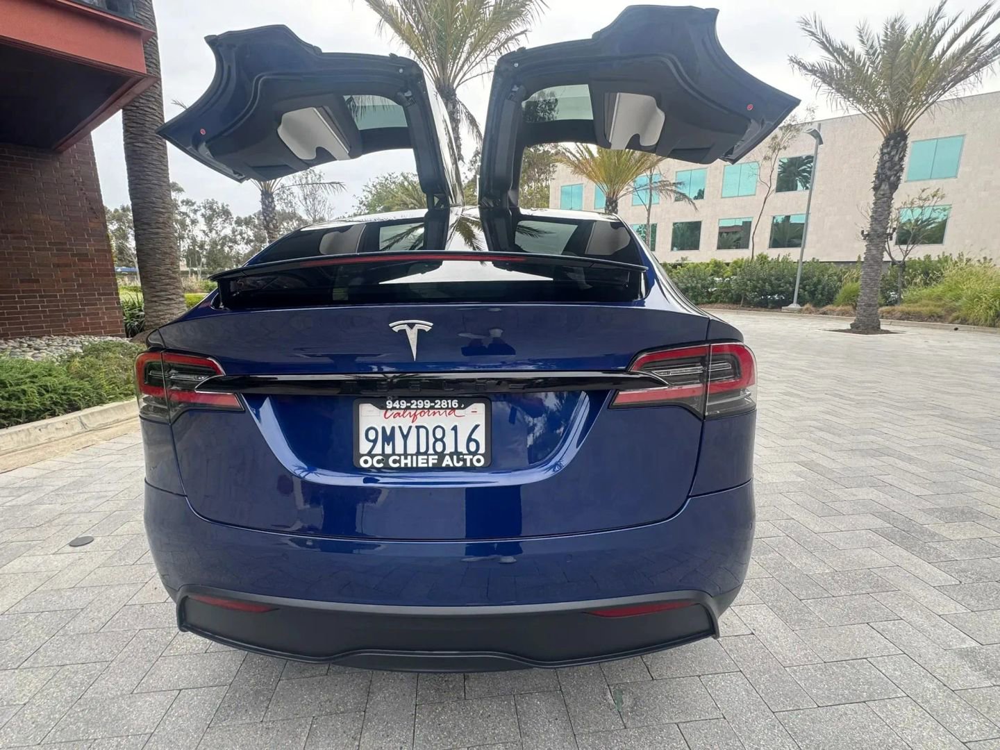 Used 2021 Tesla Model X Long Range image 5