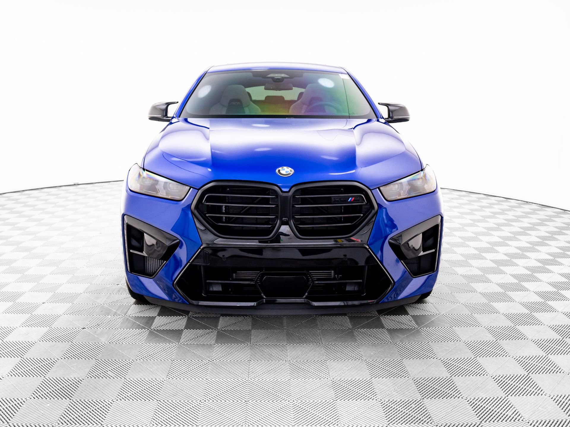 Certified 2025 BMW X6 M Competition w/ Executive Package image 8