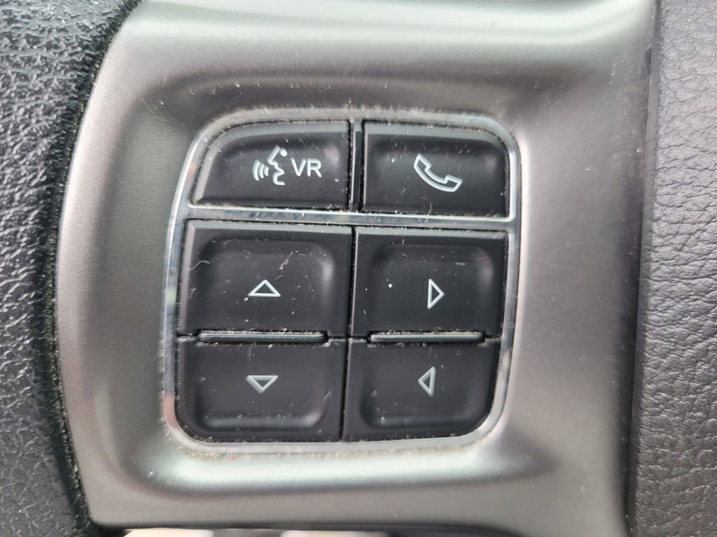 Used 2021 RAM 1500 Classic SLT image 19