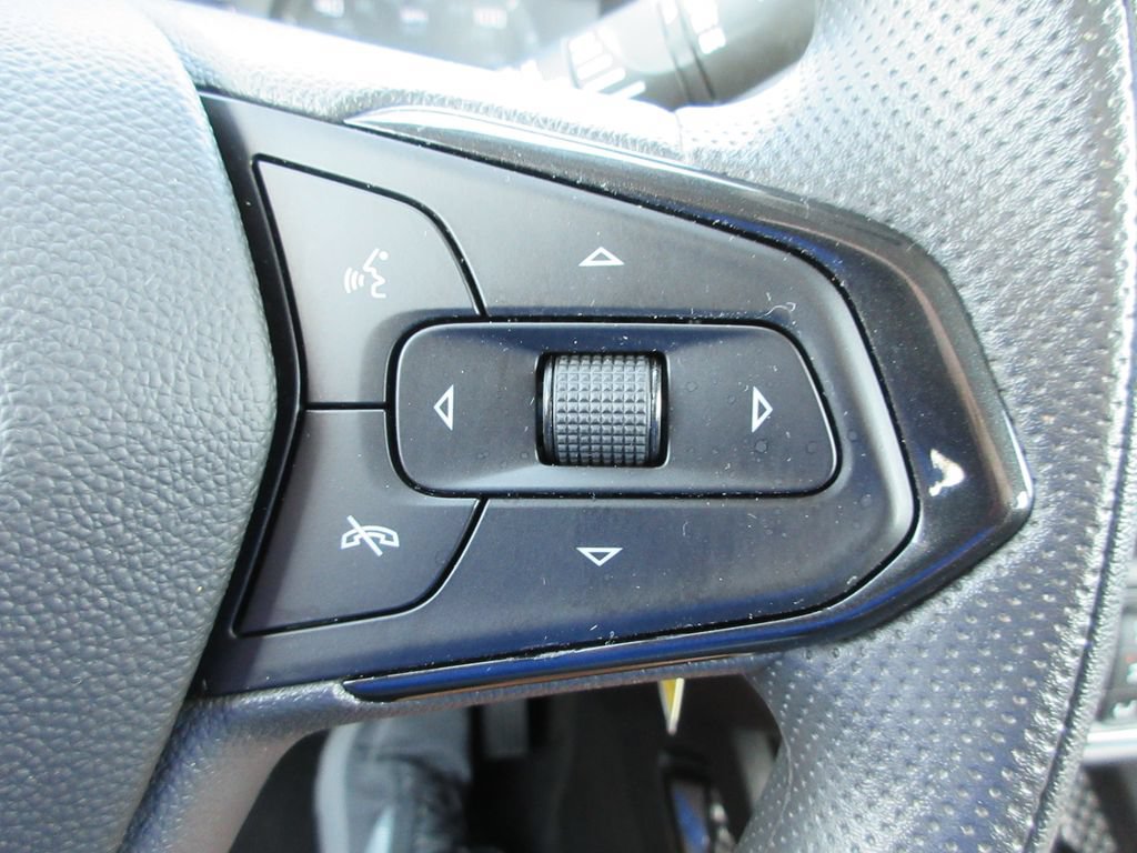 Certified 2023 Chevrolet TrailBlazer LS FWD image 24