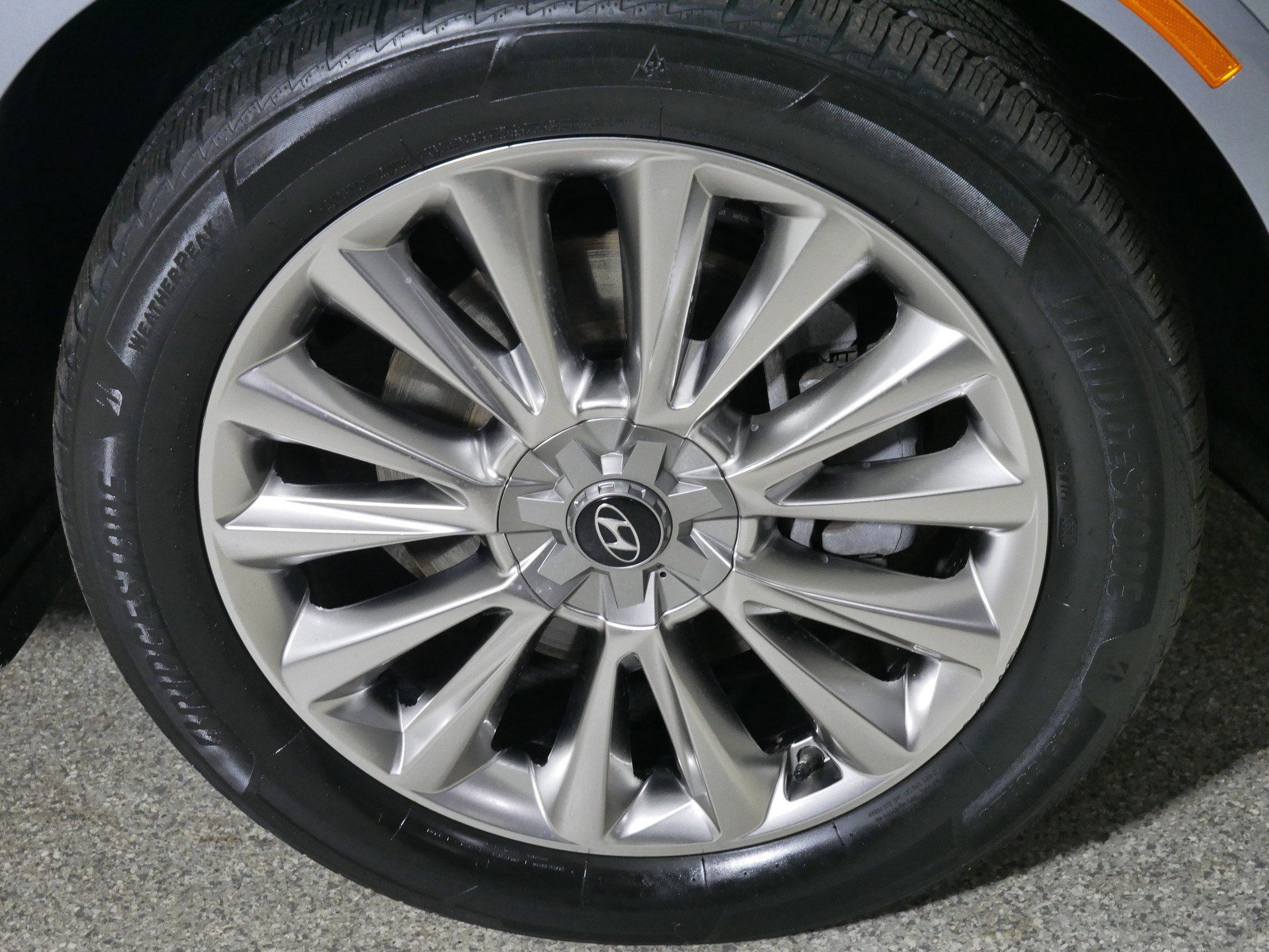 Used 2020 Hyundai Palisade Limited w/ Winter Weather Package AWD/4WD image 15