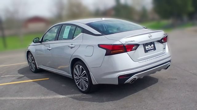 Used 2023 Nissan Altima 2.5 SL AWD/4WD image 9
