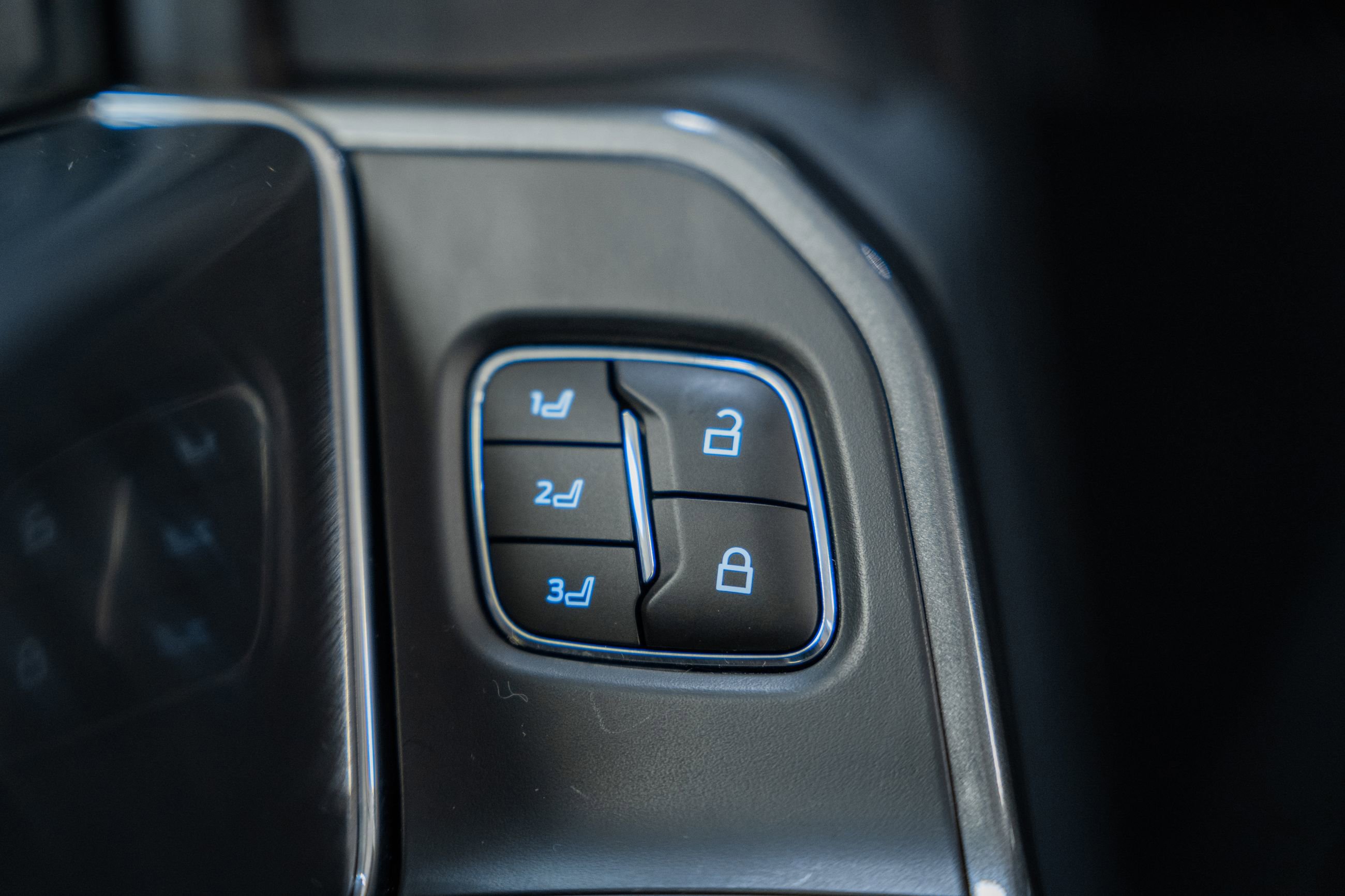 Certified 2023 Ford F150 Lariat w/ Equipment Group 502A High image 44