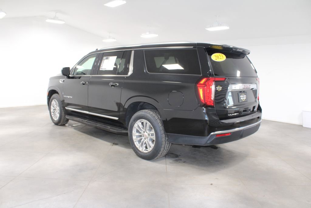 Used 2023 GMC Yukon XL SLT image 7