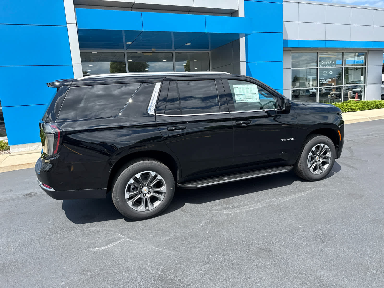 New 2026 Chevrolet Tahoe LT w/ Comfort Package AWD/4WD image 13