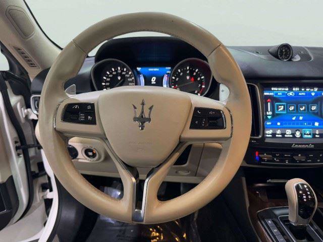 Used 2017 Maserati Levante S AWD/4WD image 23