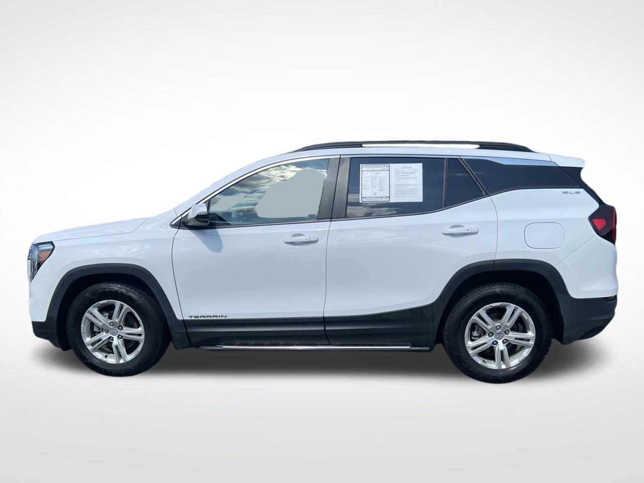 Used 2024 GMC Terrain SLE w/ Driver Convenience Package FWD image 7