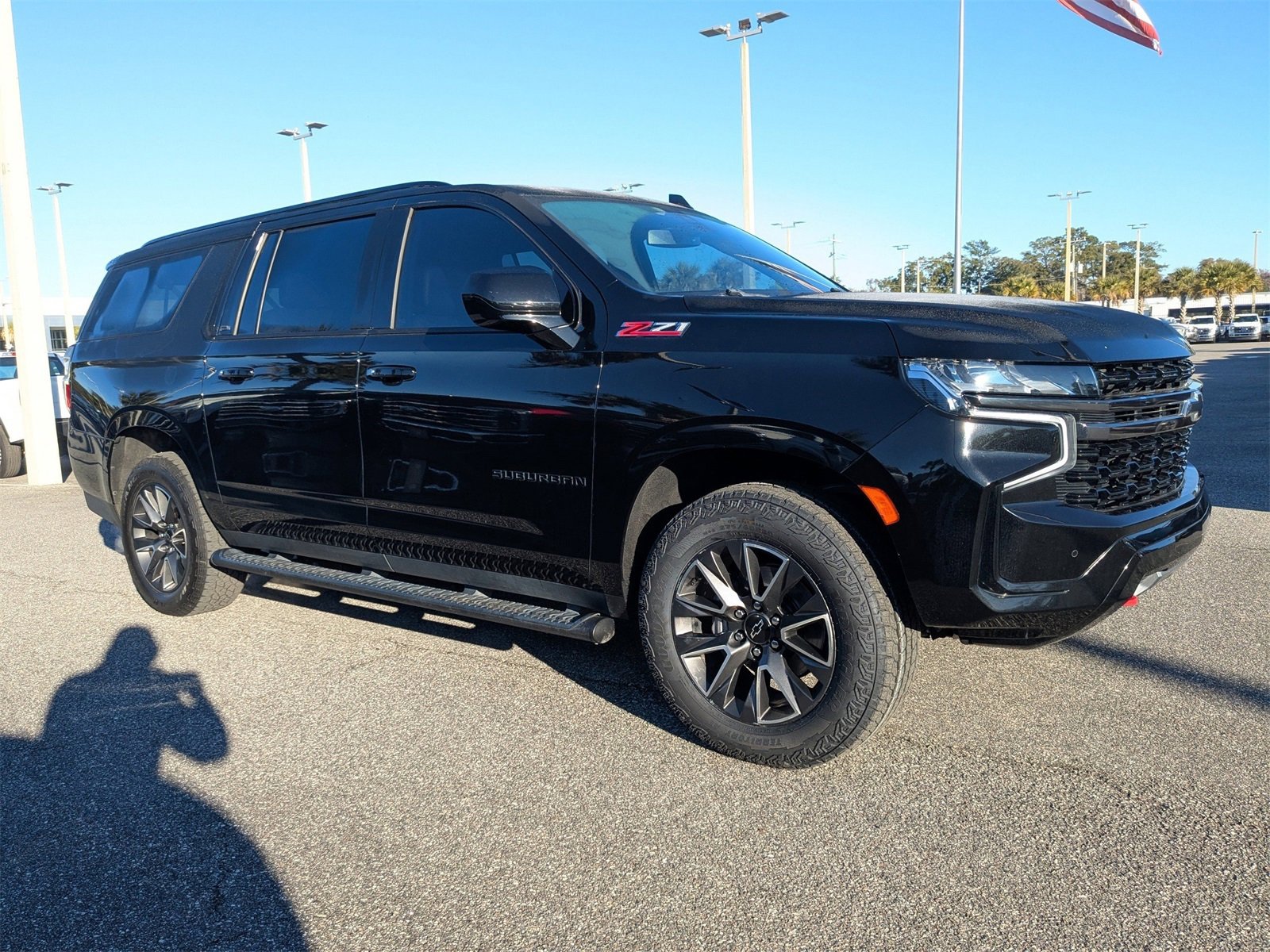 Used 2022 Chevrolet Suburban Z71 image 2