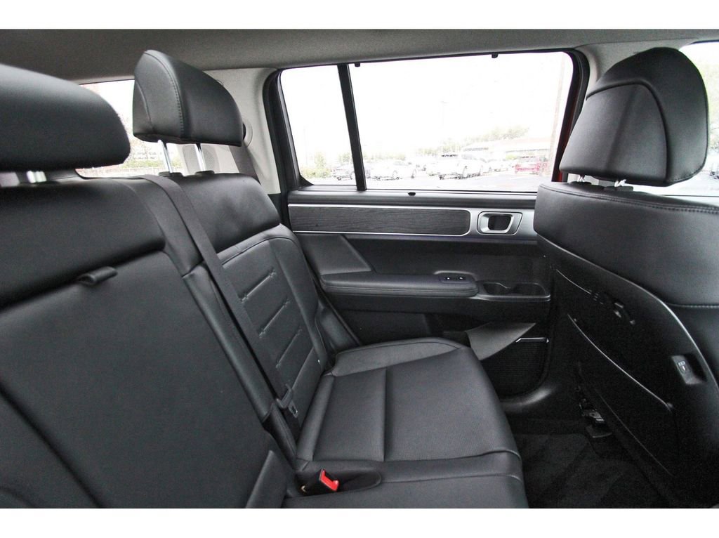 Certified 2025 Hyundai Santa Fe Limited AWD/4WD image 13