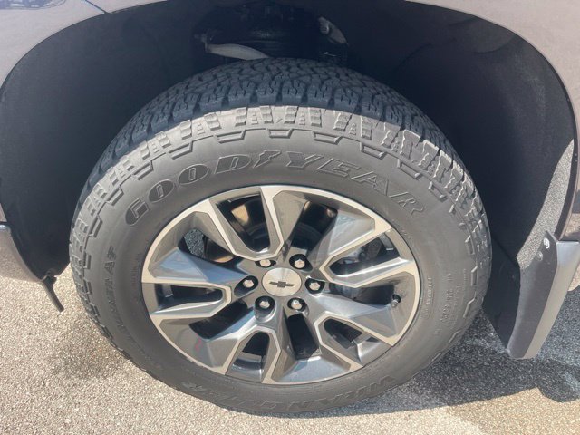 Used 2023 Chevrolet Silverado 1500 RST AWD/4WD image 29