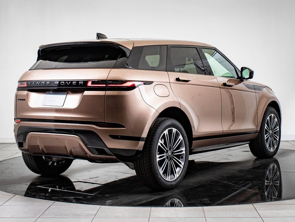 Used 2026 Land Rover Range Rover Evoque Dynamic SE AWD/4WD image 10