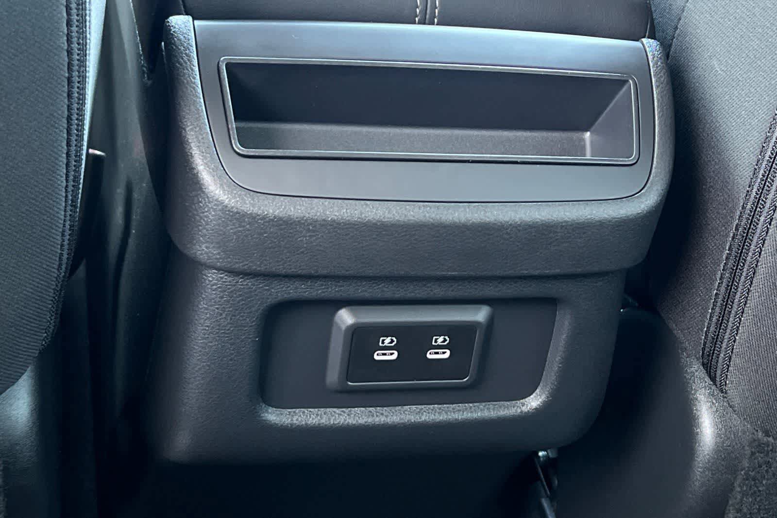 New 2026 Nissan Pathfinder SV image 15