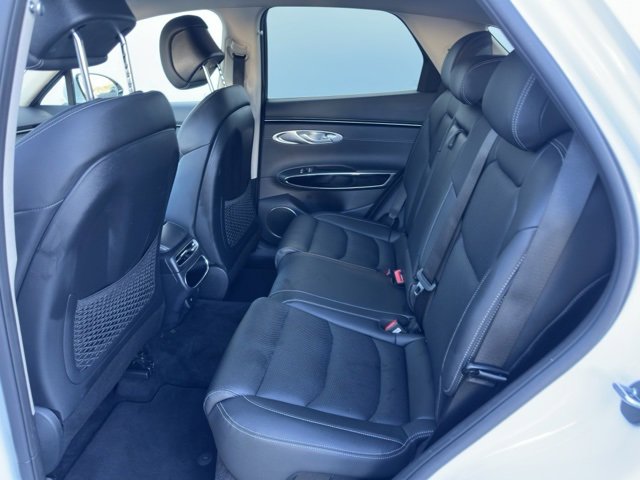 Used 2025 Genesis GV70 2.5T image 21