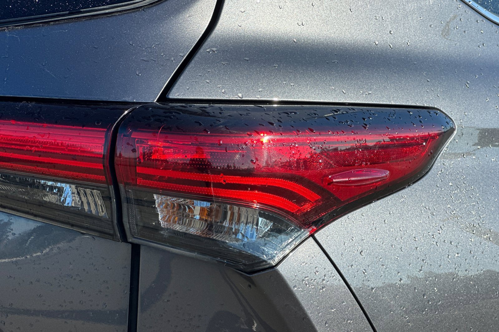 Used 2023 Toyota Highlander XLE image 53