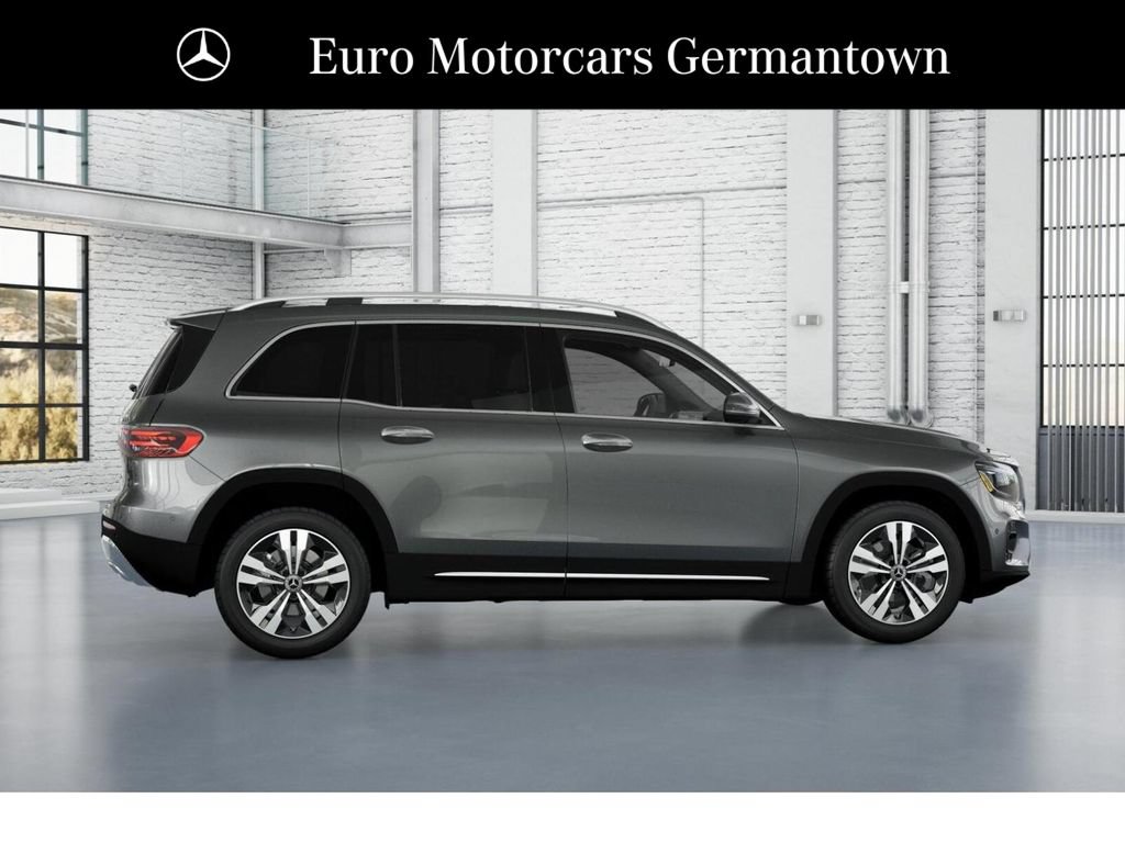 New 2026 Mercedes-Benz GLB 250 4MATIC image 17