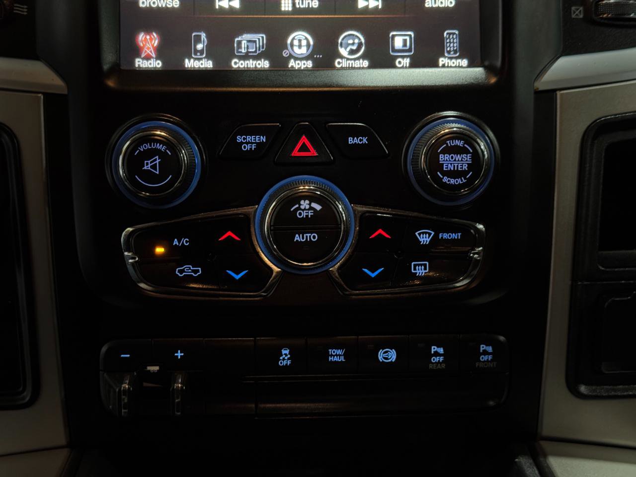 Used 2017 RAM 3500 Lone Star AWD/4WD image 28