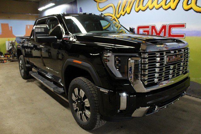 New 2025 GMC Sierra 2500 Denali w/ Max Trailering Package image 3