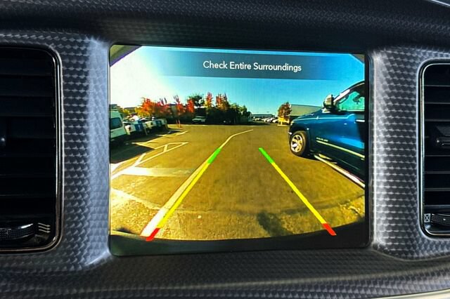 Used 2018 Dodge Charger SRT Hellcat RWD image 16