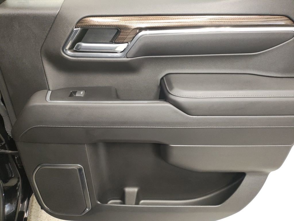 Used 2022 Chevrolet Silverado 1500 LT image 14