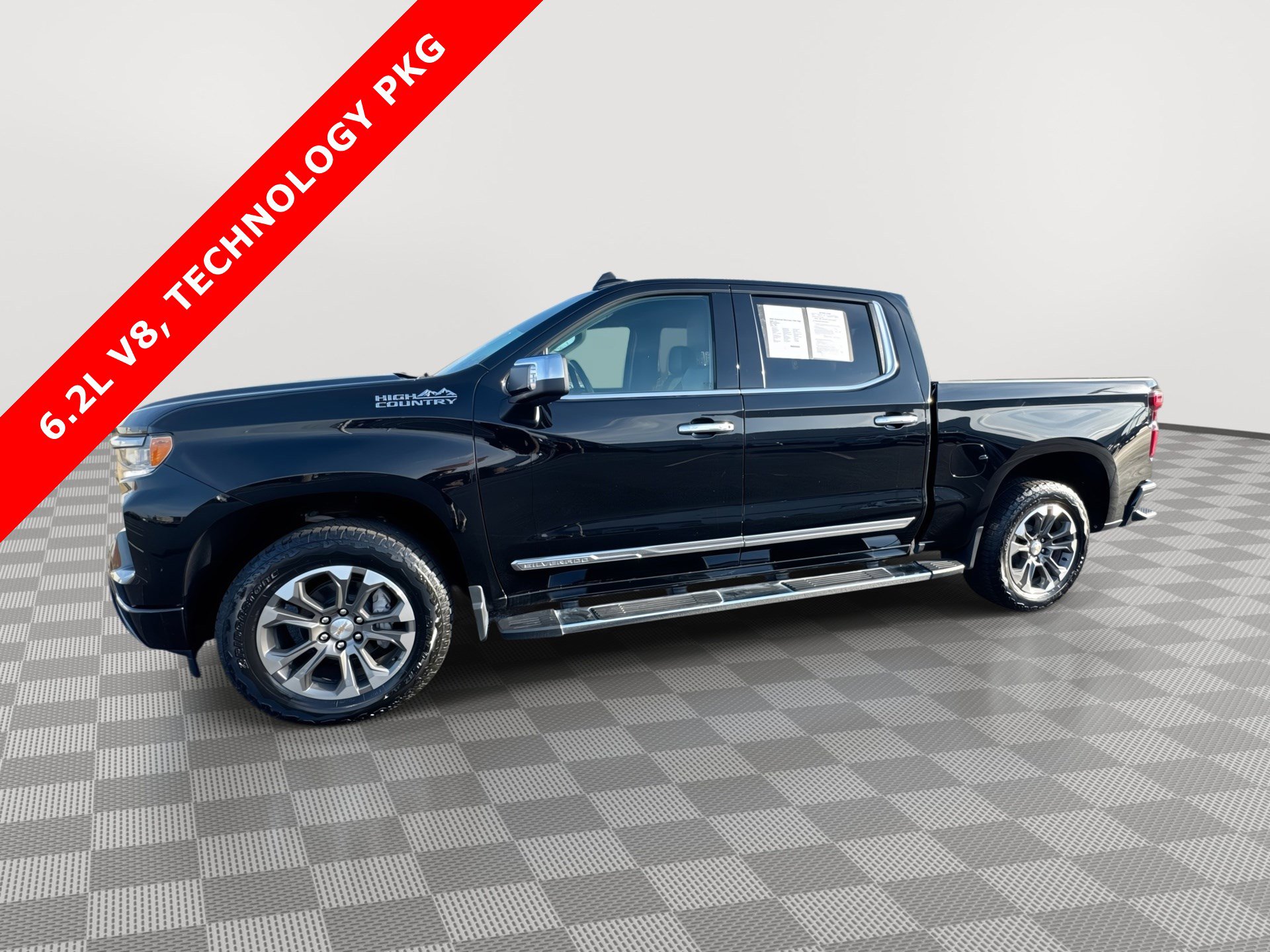 Used 2024 Chevrolet Silverado 1500 High Country w/ Technology Package image 1