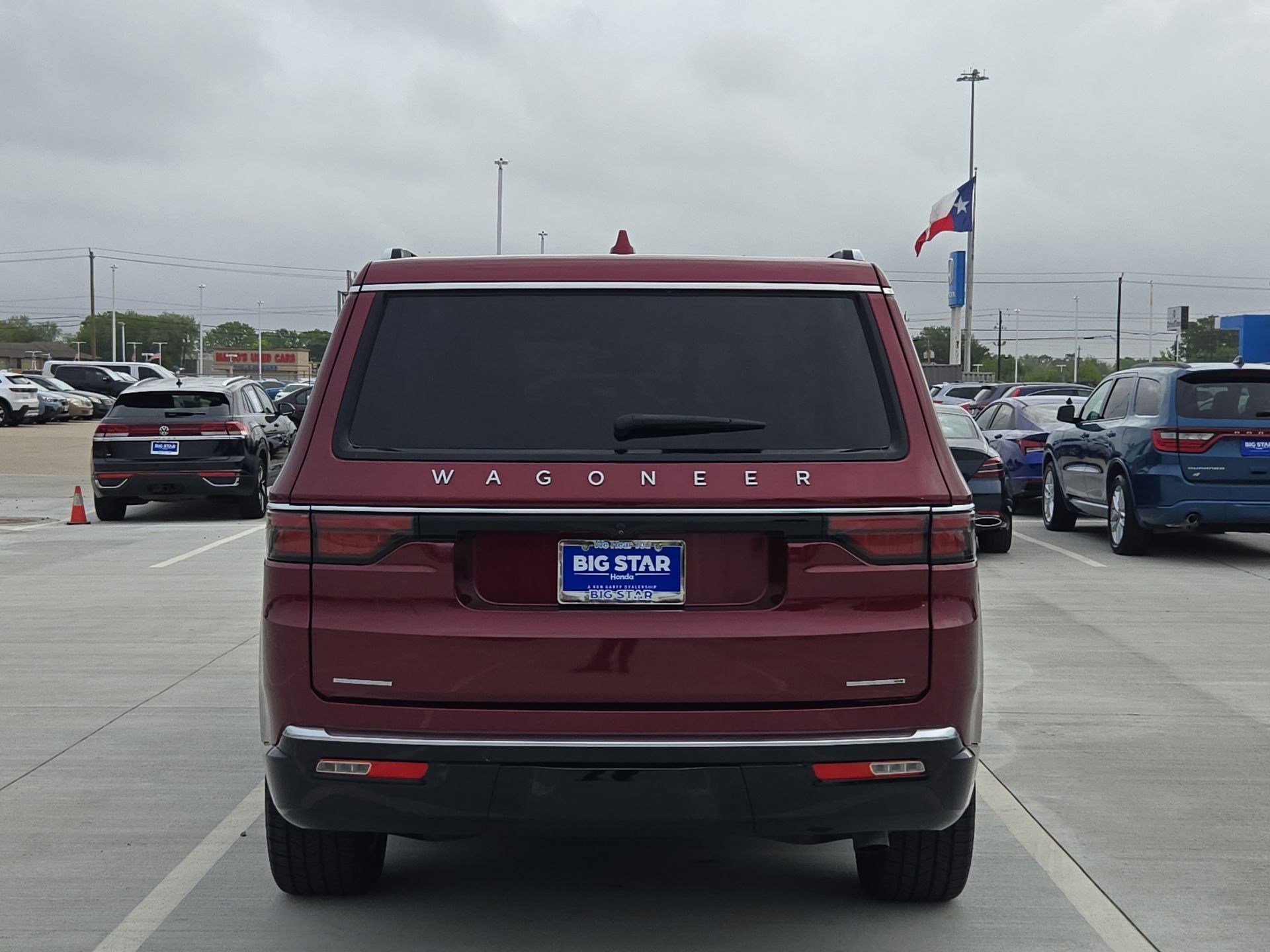 Used 2022 Jeep Wagoneer Series III w/ Rear Seat Video Group 1 AWD/4WD image 5