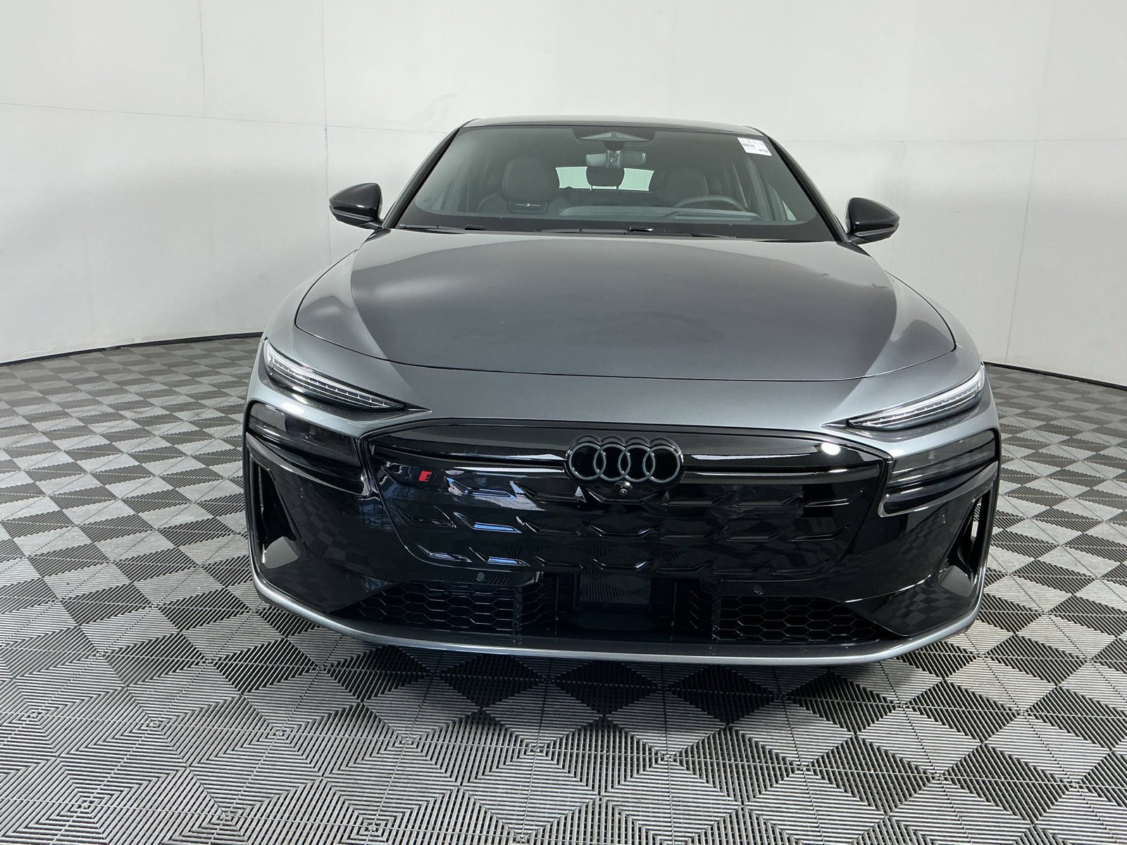 New 2027 Audi S6 e-tron Prestige AWD/4WD image 2