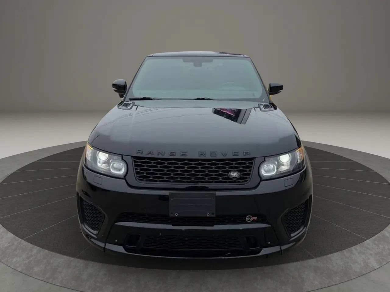 Used 2015 Land Rover Range Rover Sport SVR AWD/4WD image 4