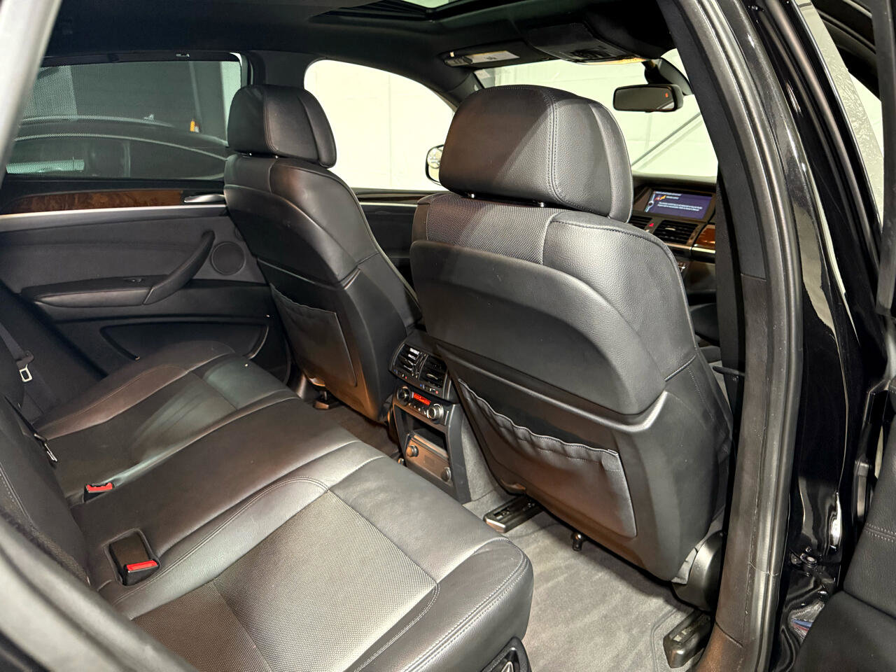 Used 2013 BMW X6 xDrive50i image 27