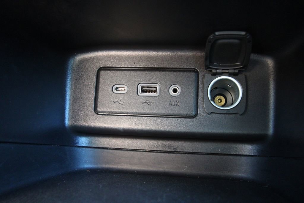 Used 2024 Chevrolet Equinox LT image 24