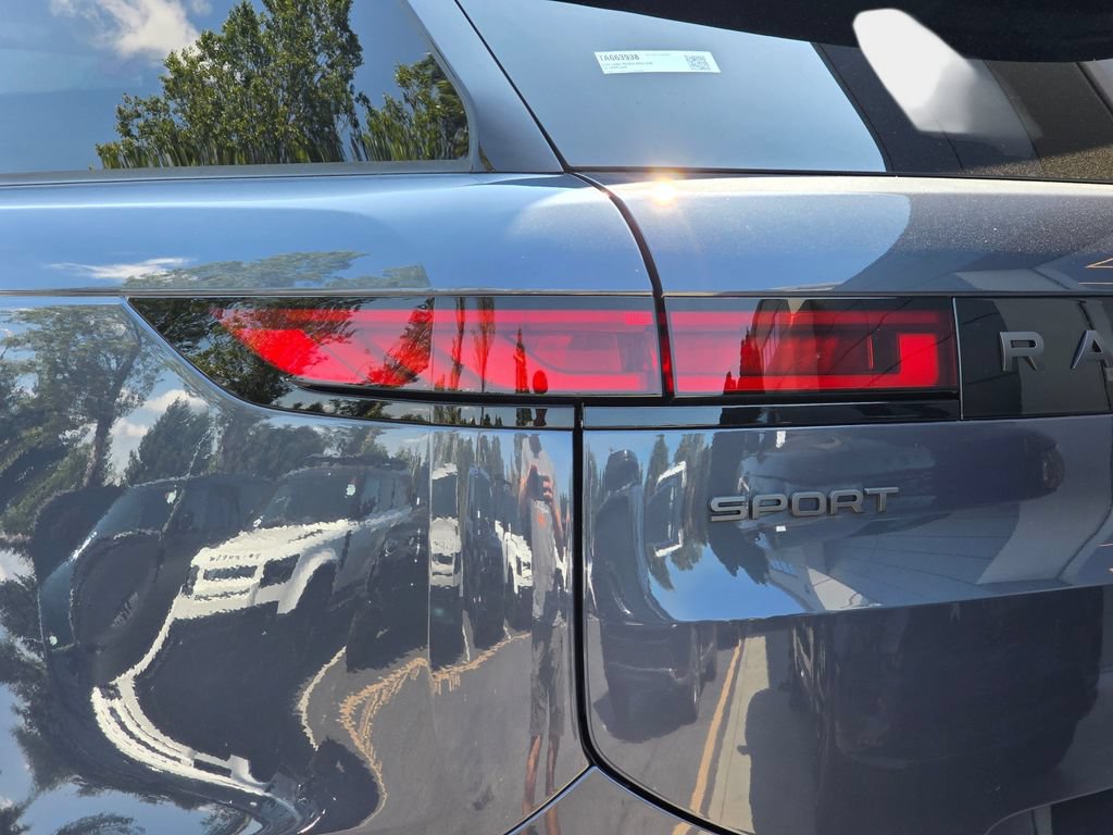 New 2026 Land Rover Range Rover Sport Dynamic SE AWD/4WD image 35