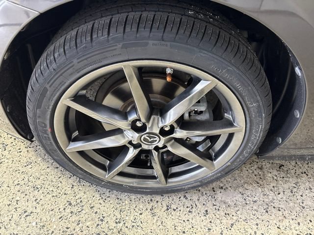 Used 2019 MAZDA MX-5 Miata RF Grand Touring RWD image 7