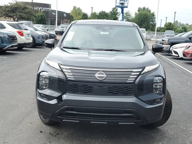 New 2026 Nissan Rogue SL AWD/4WD image 2
