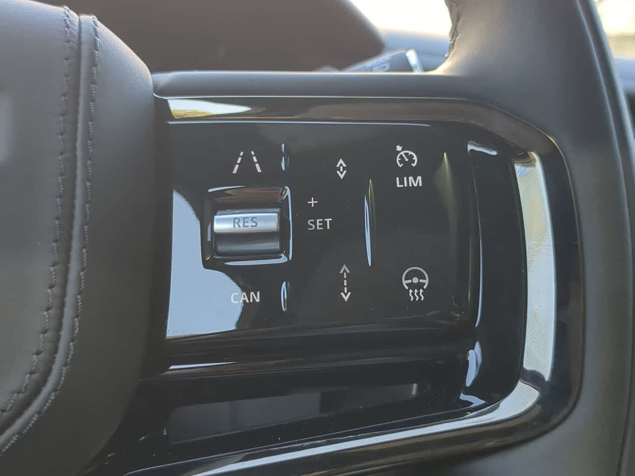 New 2026 Land Rover Range Rover Velar Dynamic SE AWD/4WD image 26