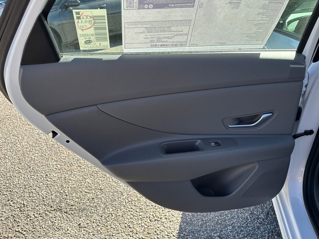 New 2026 Hyundai Elantra Sport image 12