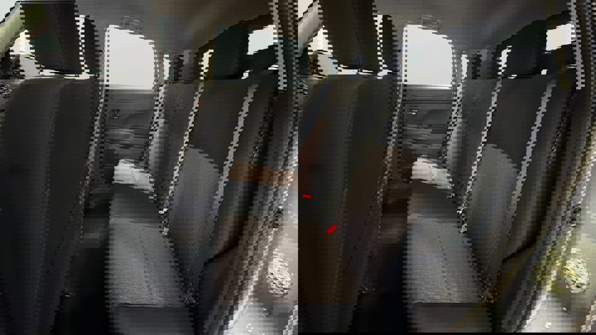 Used 2018 Mitsubishi Outlander Sport ES image 31