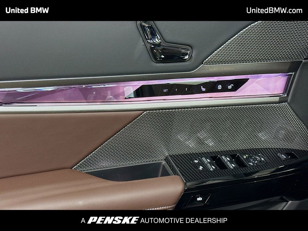 New 2026 BMW 740i w/ Executive Package RWD image 3