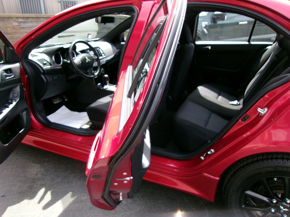 Used 2017 Mitsubishi Lancer LE FWD image 13