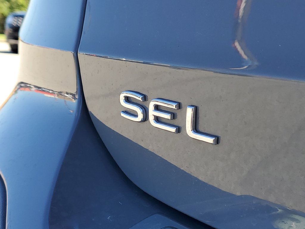 Used 2024 Volkswagen Taos SEL AWD/4WD image 6
