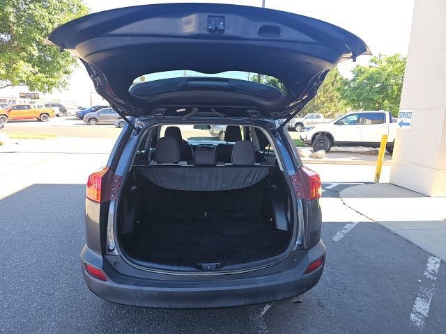 Used 2015 Toyota RAV4 XLE AWD/4WD image 8