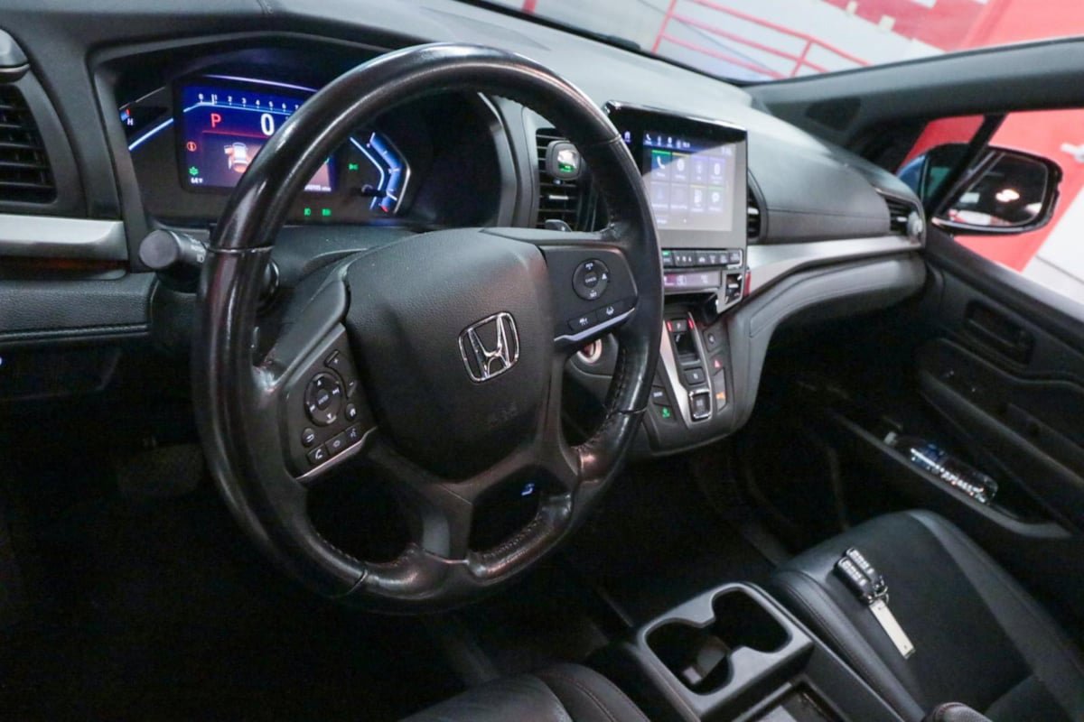 Used 2023 Honda Odyssey Sport image 16