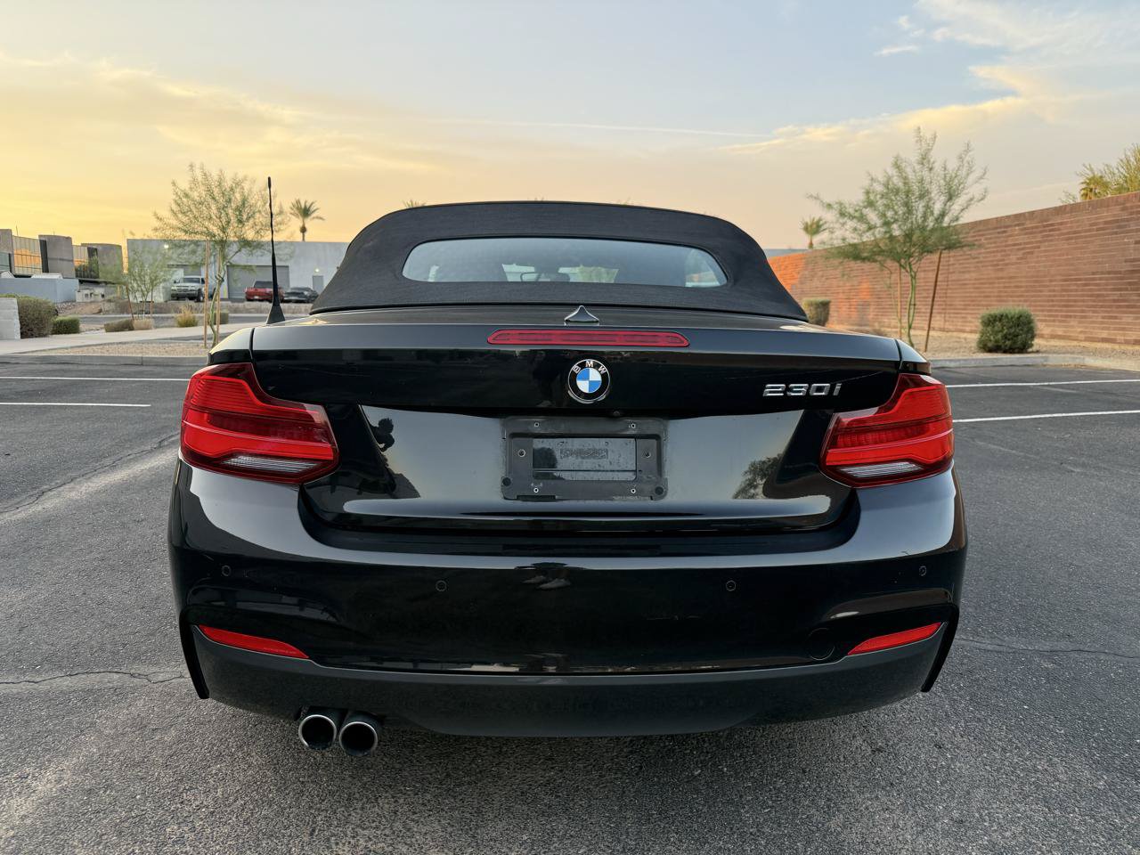Used 2019 BMW 230i Convertible w/ M Sport Package RWD image 25