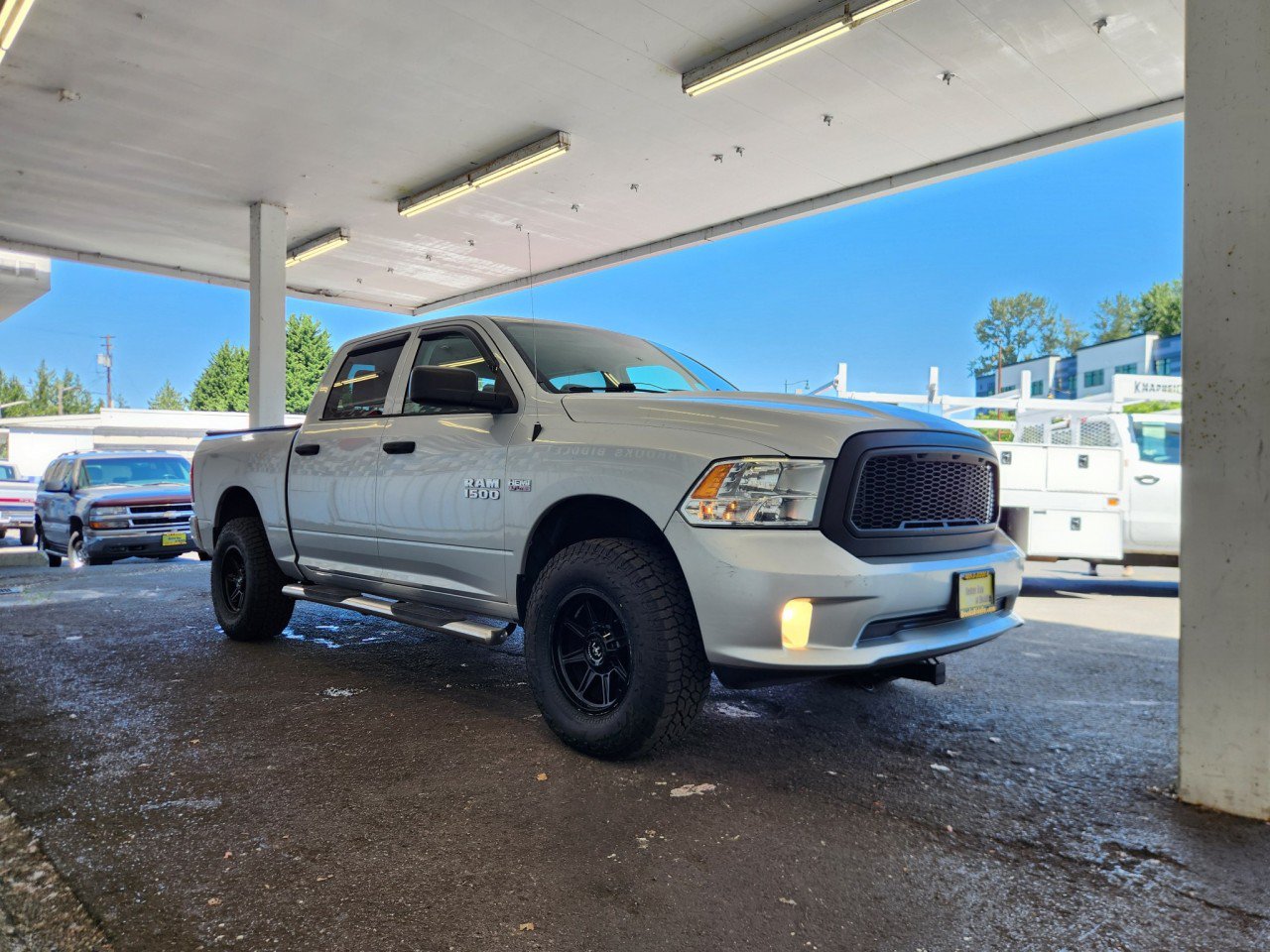Used 2015 RAM 1500 Express AWD/4WD image 7