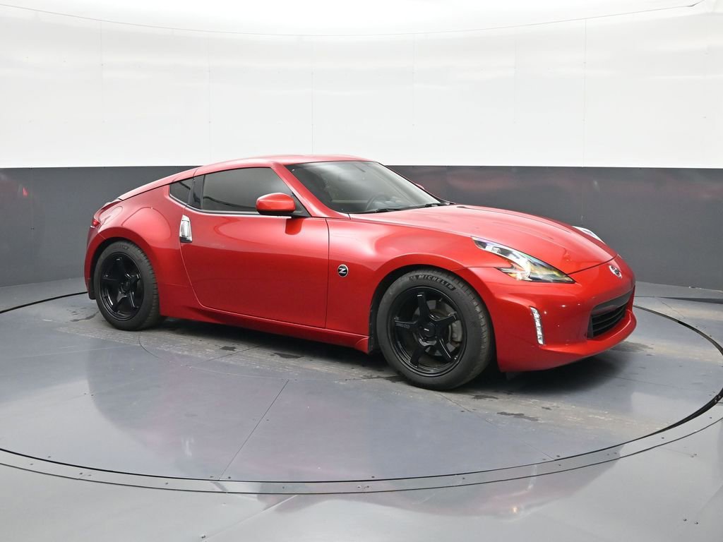 Used 2019 Nissan 370Z Coupe RWD image 1