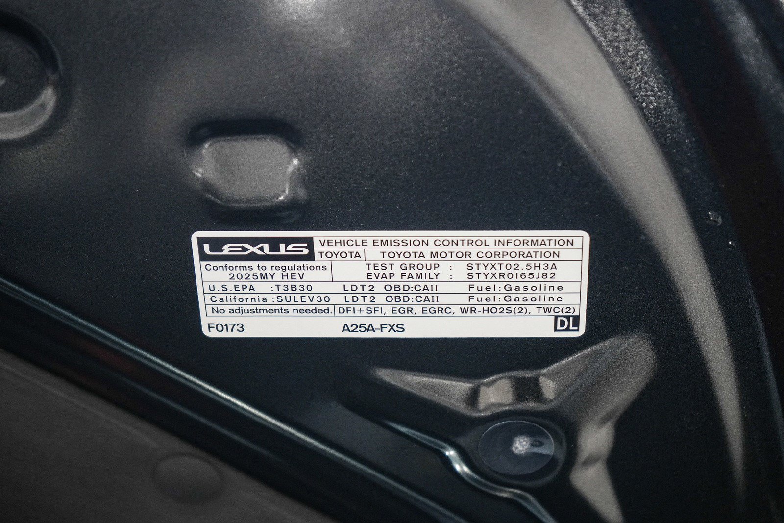 Used 2025 Lexus RX 350h w/ Convenience Package AWD/4WD image 27