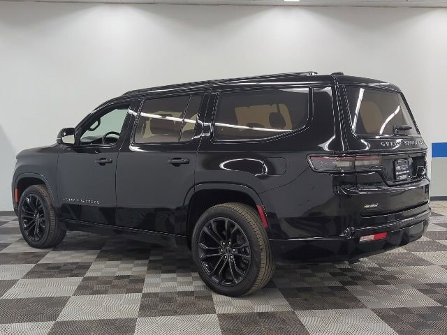 Used 2023 Jeep Grand Wagoneer Series III w/ Quick Order Packagew 28T AWD/4WD image 5