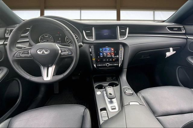 Used 2025 INFINITI QX55 Luxe w/ Cargo Package image 16