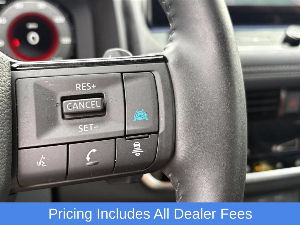 Certified 2025 Nissan Rogue SL AWD/4WD image 17