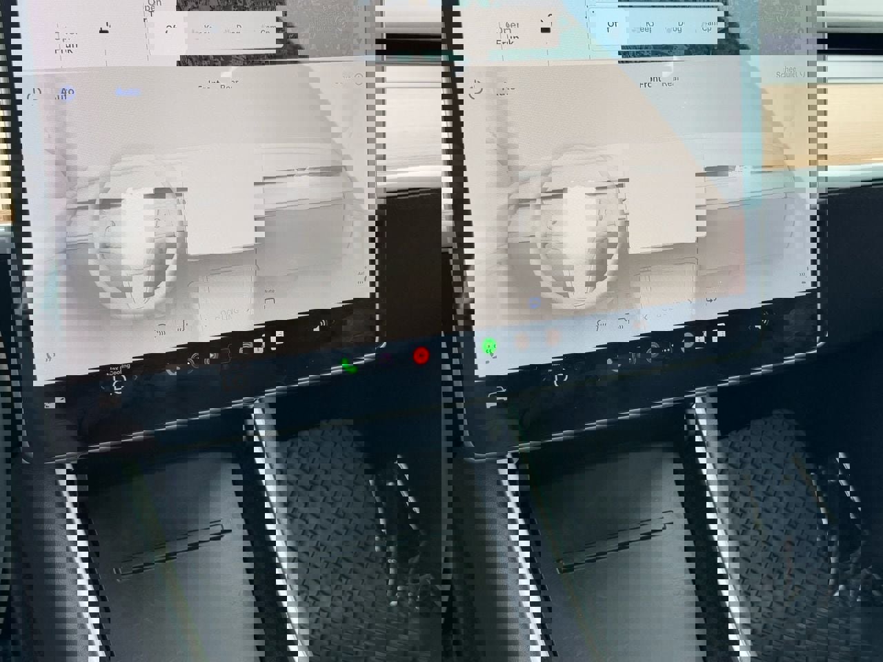 Used 2018 Tesla Model 3 Long Range image 26